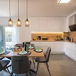 Karlo Apartment *