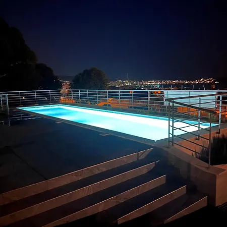 Karlo Διαμέρισμα *